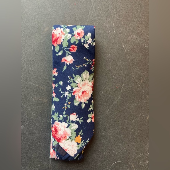 Tie set - Picture 5 of 7